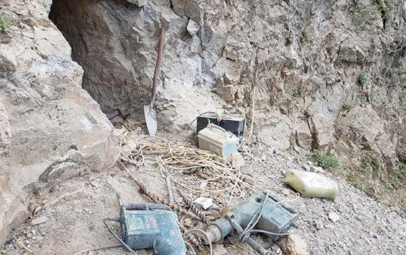PKK'ya ait 4 odalı mağara bulundu