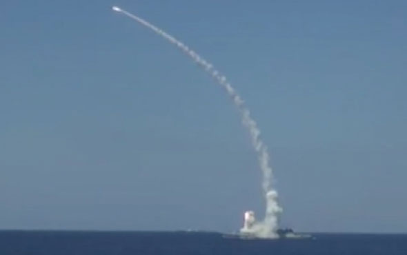 Rusya Deniz Kuvvetleri IŞİD'i 'Kalibr' füzeleriyle vurdu