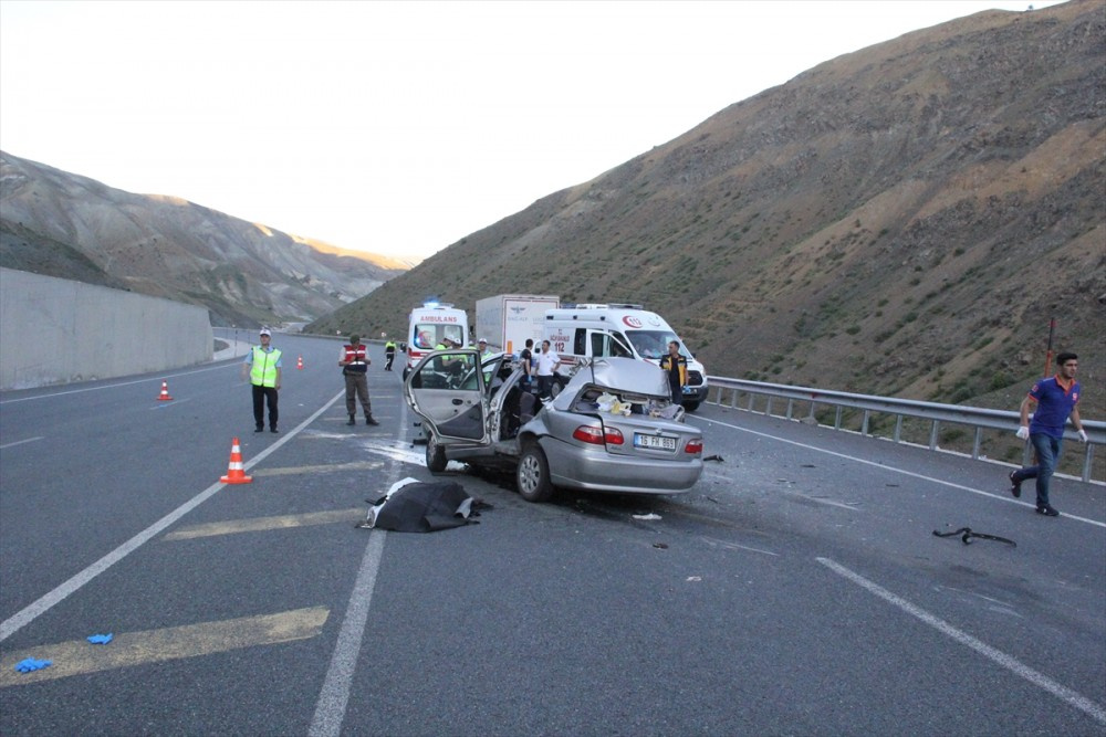 Erzincan'da katliam gibi kaza! Başbakan Yıldırım da oradaydı!
