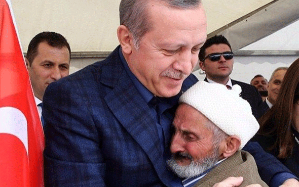 Erdoğan'ı görünce gözyaşlarını tutamadı yaşlı adam sarılarak...