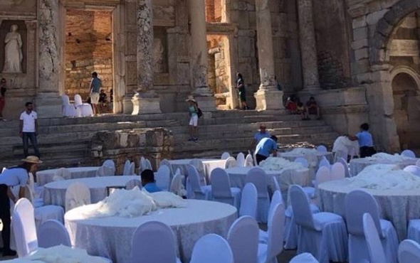 Nabi Avcı Efes'te düğün iddialarına noktayı koydu