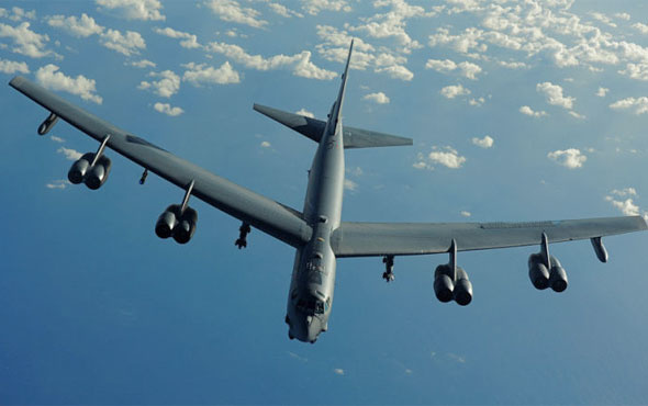 ABD dev savaş uçağını Rusya sınırına gönderiyor