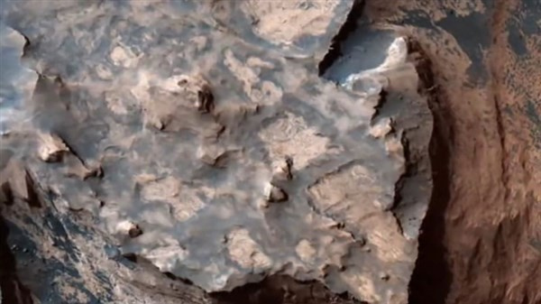 NASA yeni Mars görüntülerini paylaştı! Eşi benzeri yok