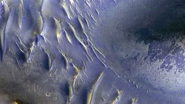 NASA yeni Mars görüntülerini paylaştı! Eşi benzeri yok