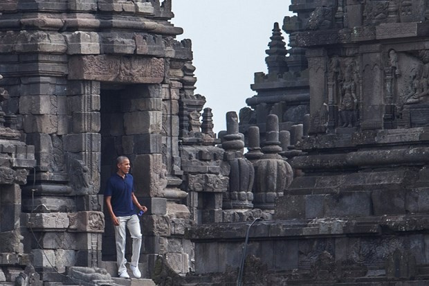 Obama geçmişe döndü Endonezya tatiline bakın