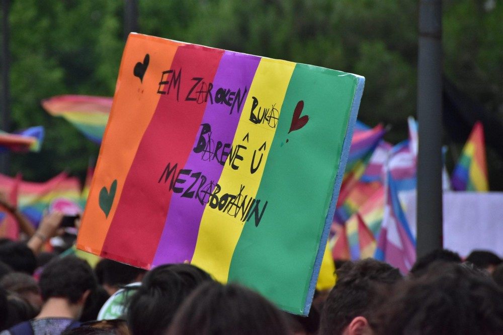 LGBT İzmir'de beşinci kez yürüdü