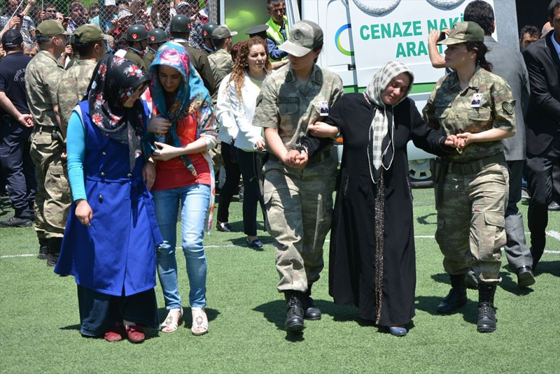 Şehit Sabri Eryeler'i Ordu'da binlerce kişi uğurladı