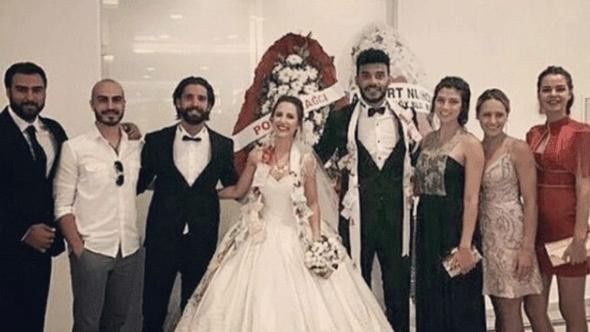 Survivor 2016'da yarışmacı olan Efecan Dianzenza evlendi