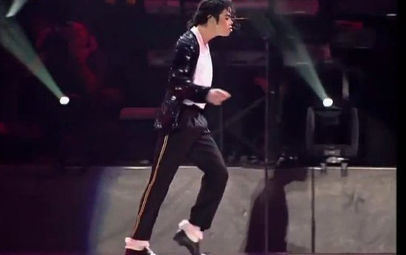 Michael Jackson gibi yürüyorsanız beyninizde bu olabilir!