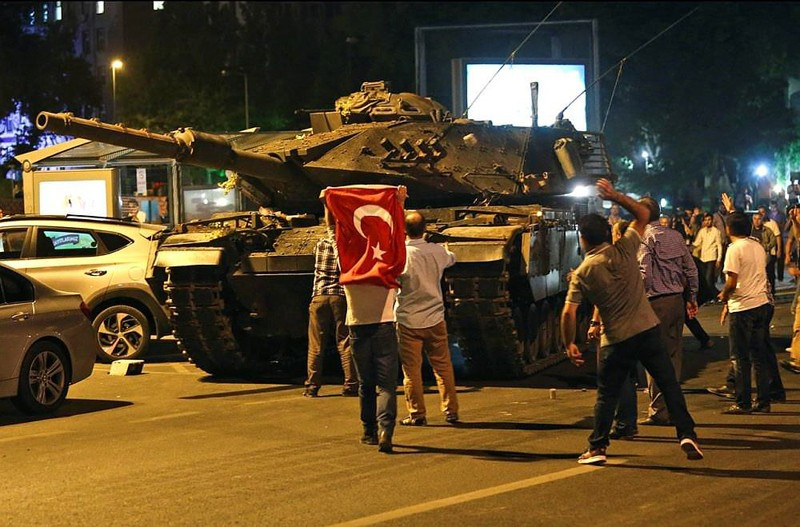 15 Temmuz gazileri bir yıl sonra yaralandıkları yerde