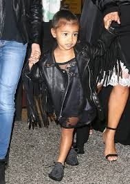 Kardashian'dan kızına korse giydirme iddiasına yanıt!