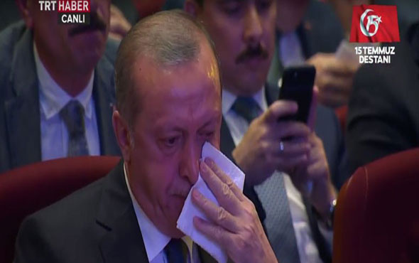 Şehit babasının konuşması Erdoğan'ı gözyaşlarına boğdu