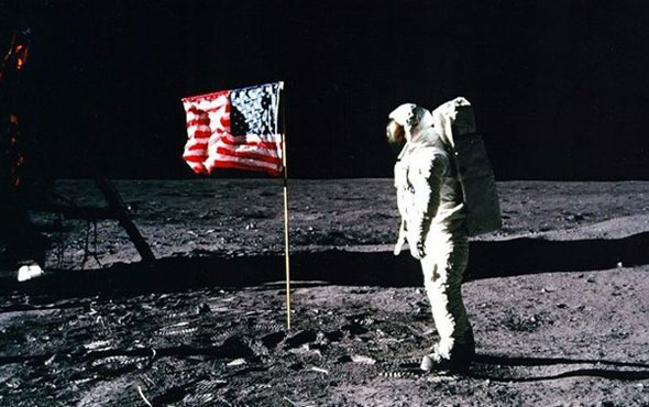 Armstrong'un Ay tozu 4 milyon dolar