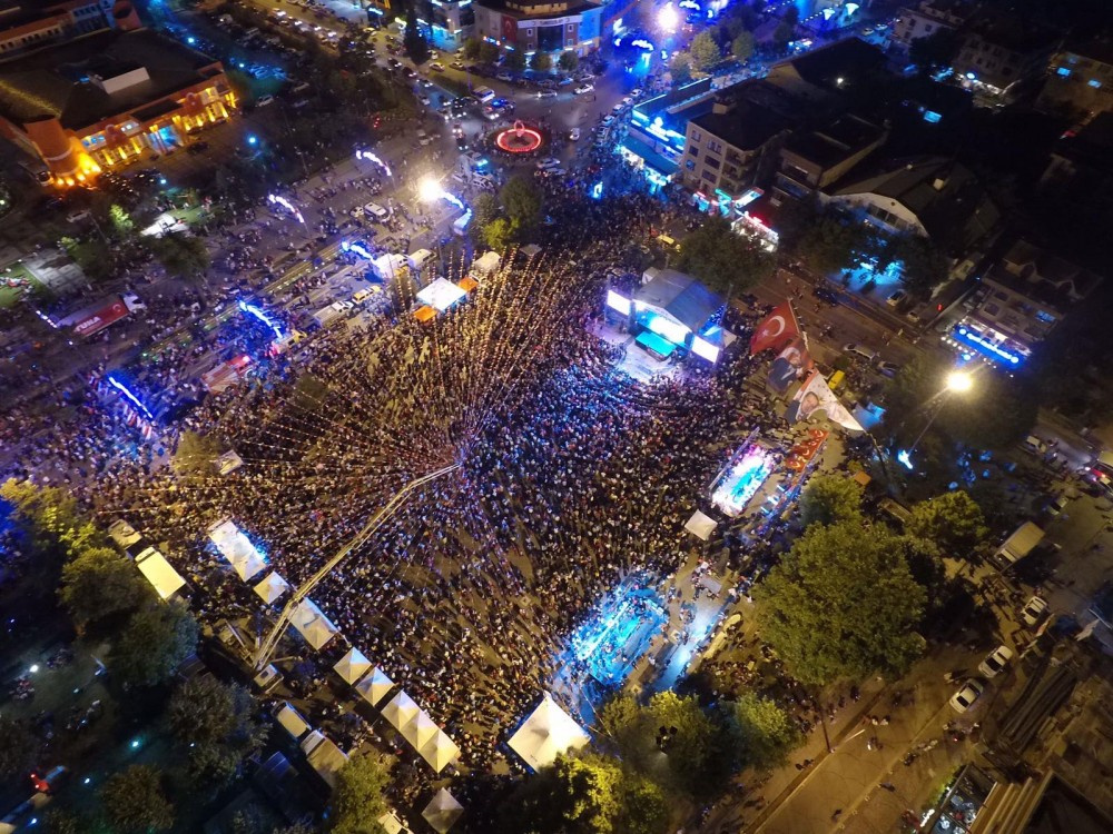 Milyonlar sokağa indi! İşte 15 Temmuz'da Türkiye