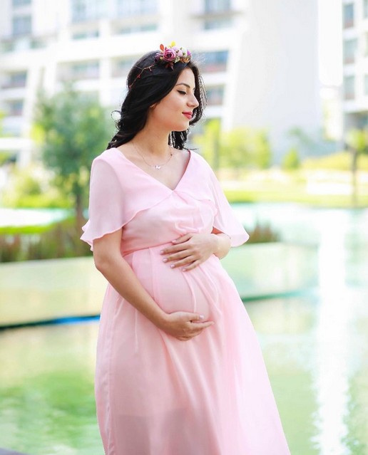 Nur Erkoç ve Batuhan Cimilli'nin bebeği doğdu tarihe dikkat!