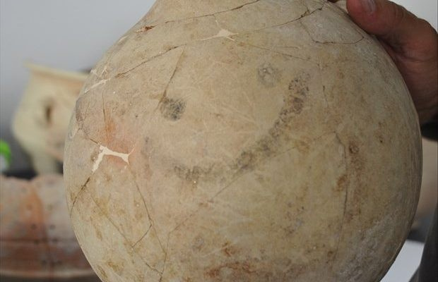 3 bin 700 yıllık "gülücük emojisi" Gaziantep'te bulundu