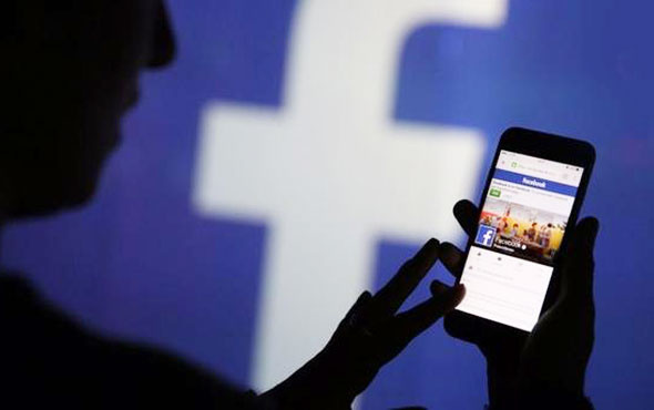 Facebook çöktü! Sosyal medya çareyi Twitter'da aradı