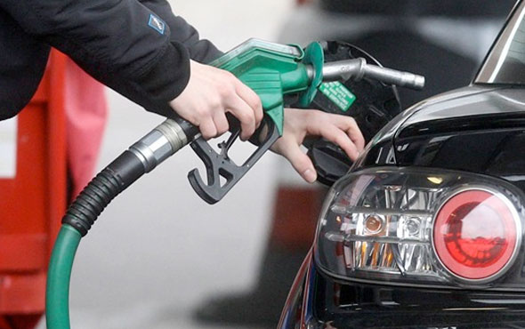 Benzinlikte müşteri ile pompacı arasında silahlı kavga