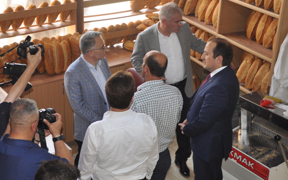 Maliye Bakanı ekmeğin fiyatını duyunca şaştı kaldı