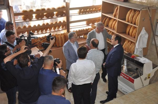 Maliye Bakanı ekmeğin fiyatını duyunca şaştı kaldı