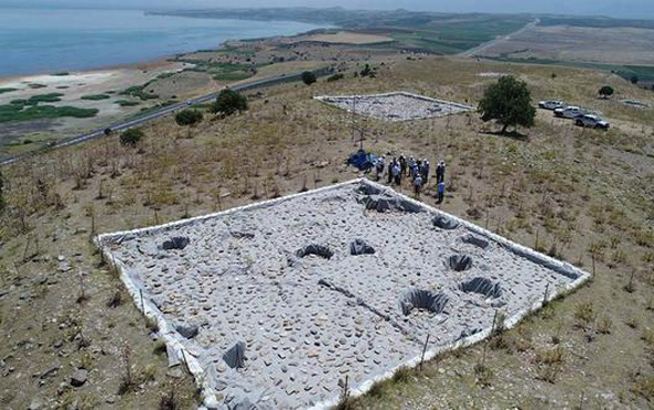 Manisa'da 3500 yıllık tahıl ambarları bulundu