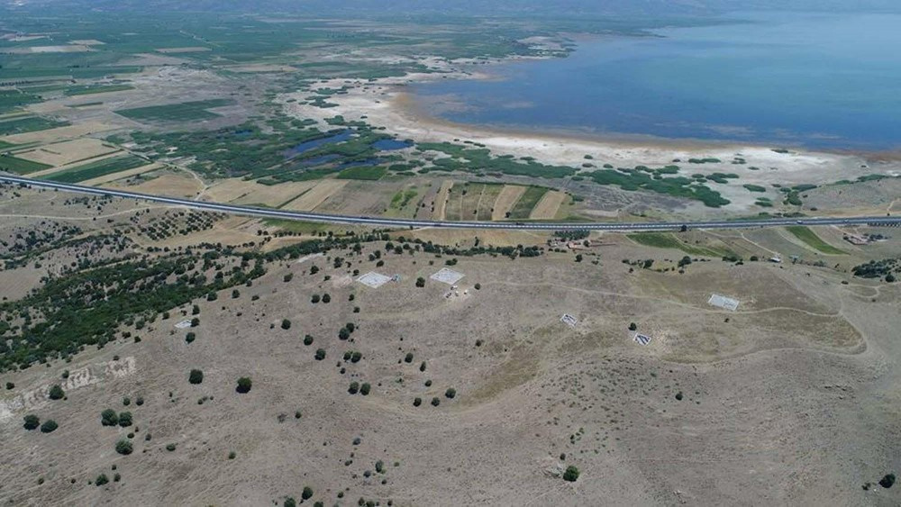 Manisa'da 3500 yıllık tahıl ambarları bulundu