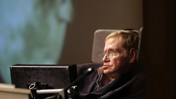  Stephen Hawking yeni açıklamalarıyla ürküttü