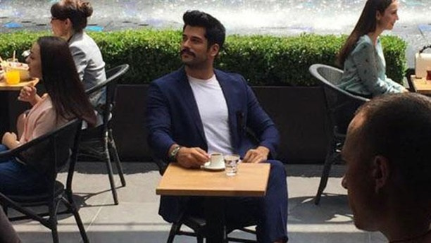 Burak Özçivit 5 milyonluk reklama evet dedi