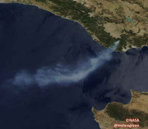 Orman yangınları uzaydan bile göründü NASA'nın fotoğrafları üzücü!