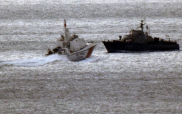 Yunan Sahil Güvenliği'nden Türk gemisine silahlı saldırı
