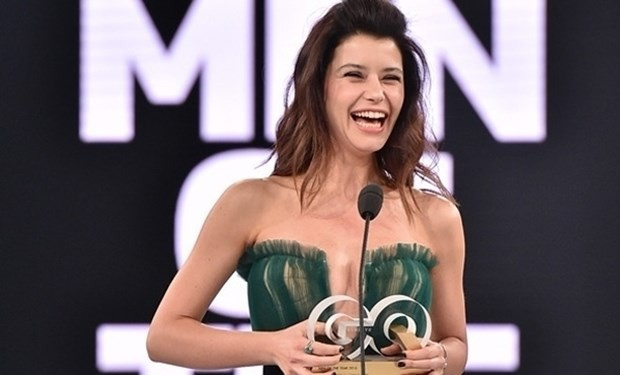 Beren Saat ayda 480 bin lira kazanacak