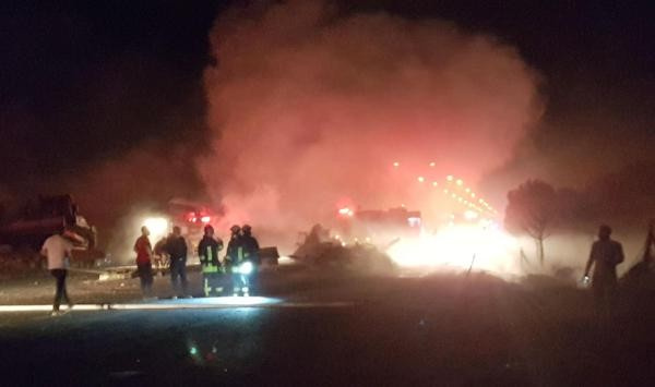 LPG tankeri tır ile çarpıştı Denizli'de hava aydınlatan korkunç kaza