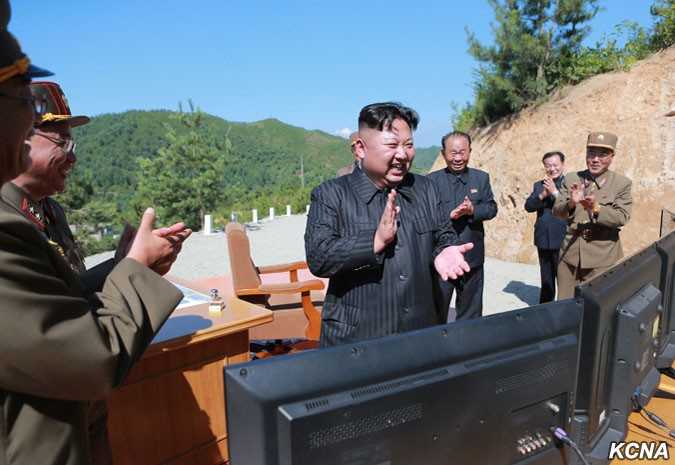 Kuzey Kore'den dünyayı ürküten görüntü! Füze ateşlendi