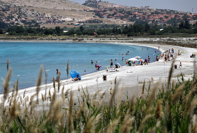 Burası Maldivler değil Burdur! Turistler akın akın geliyor