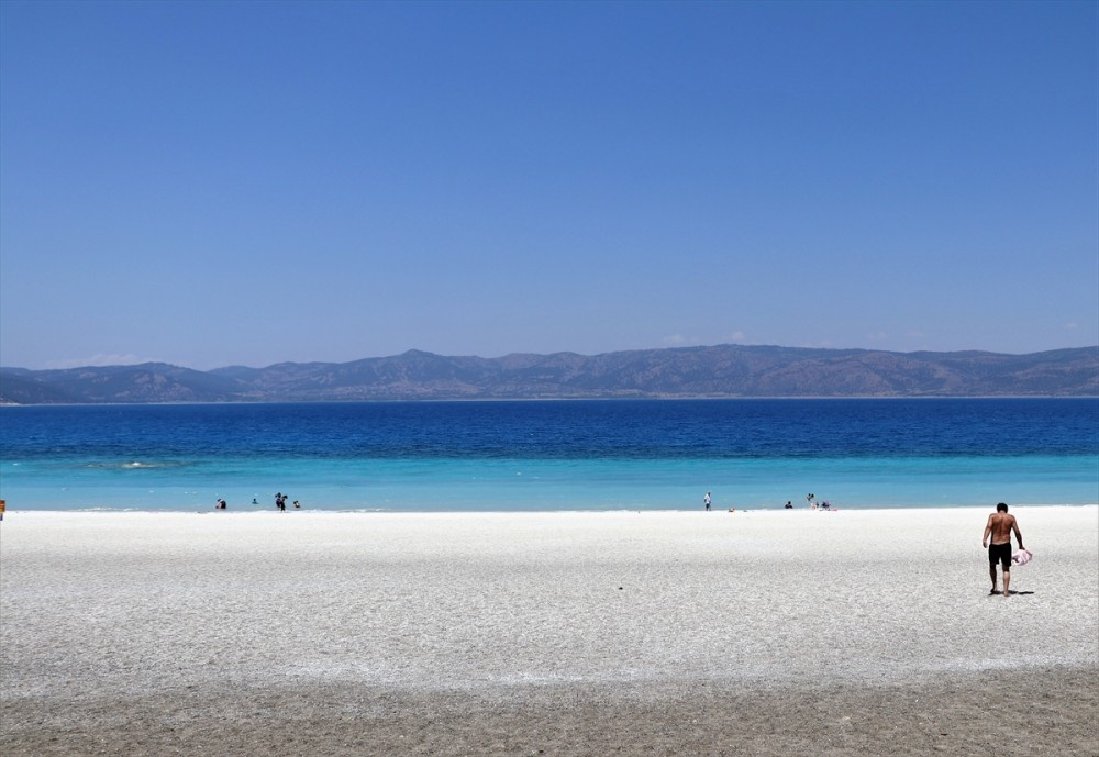 Burası Maldivler değil Burdur! Turistler akın akın geliyor