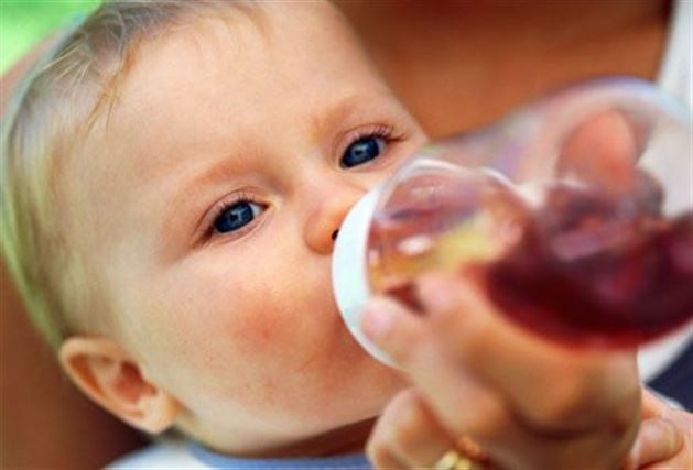 Yüzde yüz doğal olsa da bebeğinize içirmeyin