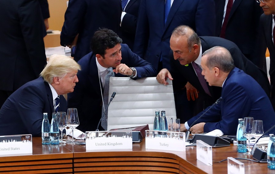 G-20'de herkes onlara baktı Trump ve Erdoğan kafa kafaya!