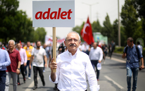 CHP'nin yürüyüşe katılan Atatürk düşmanı kim?