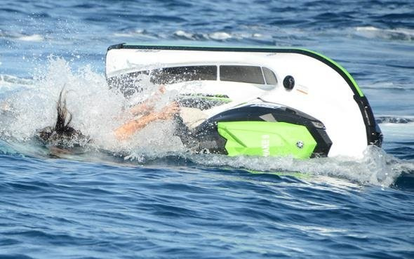 Selen Görgüzel ve Hamdi Alkan korkutan jet ski kazası 