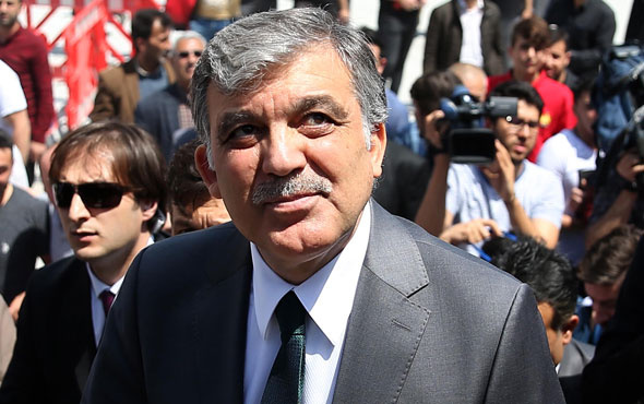 Ak Parti kutlamalarına Abdullah Gül katılacak mı?