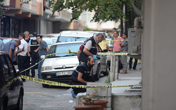 İstanbul'da dehşet: Silahla vurdular 8 kilo altını çaldılar!