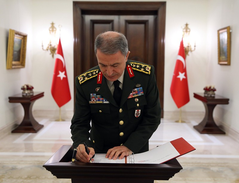 Yüksek Askeri Şura üyeleri 2017 tek tek imzaladılar