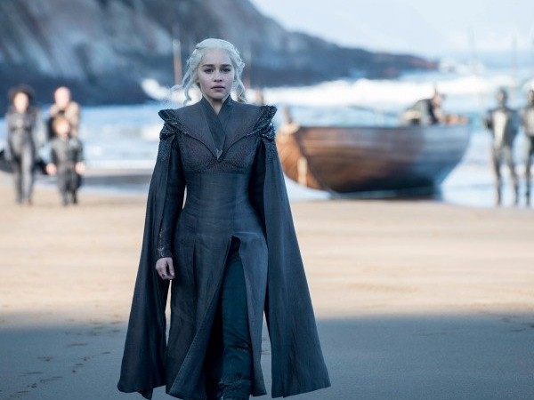  Emilia Clarke'tan Grinin Elli Tonu itirafı!