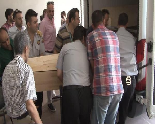 Vatan Şaşmaz ve Filiz Aker'in cenazeleri alındı