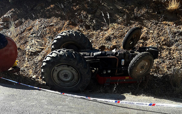 Gümüşhane'de traktör devrildi: 2 ölü, 1 yaralı!