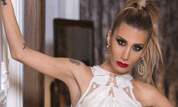 İrem Derici'nin çocukluk fotoğrafına bakın olay oldu