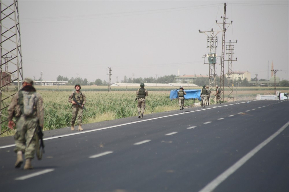 Sınırda sıcak saatler! Namlular Irak'a çevrildi asker gidiyor