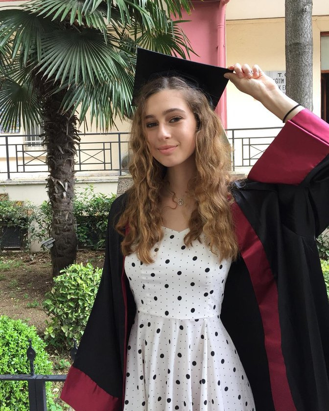 18 yaşında Miss Turkey 2017 birincisi seçildi