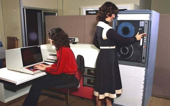 İlk kullanıldıklarında devasa büyüklükteydiler işte tarihin ilk bilgisayarları