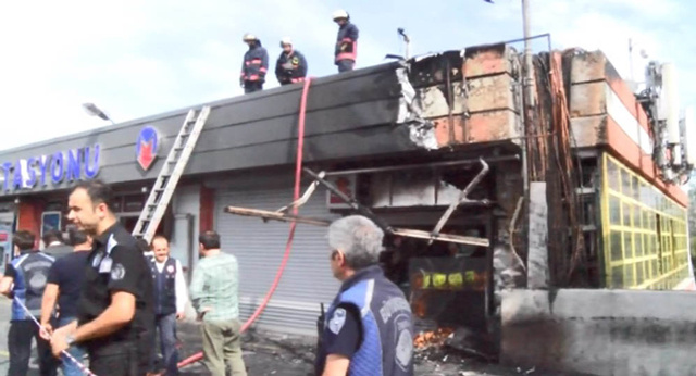 İstanbul Metrosu'ndaki yangın kontrol altına alındı